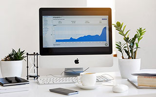 申花主帅报名参加宝山业余网球赛 赛程显示刚下飞机就奔赴赛场